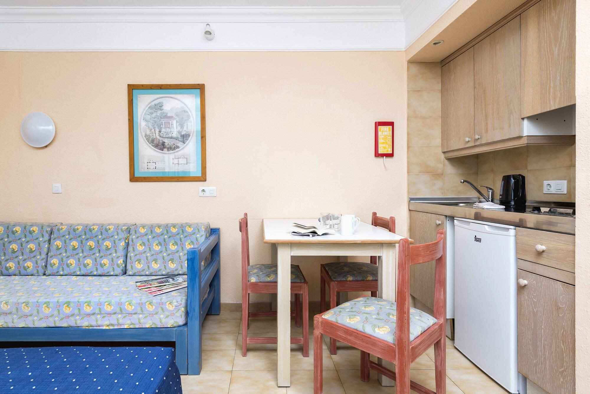 Alcudia Aparthotel 3*